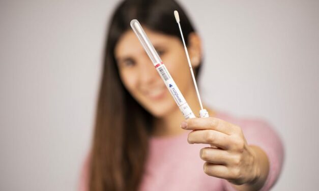 U.S. Women Can Now Collect Their Own Cervical Cancer Screening Samples