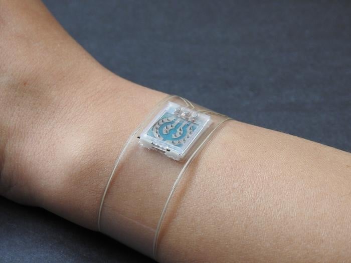 Wristband Sensor Provides All-in-One Diabetes and Cardiovascular Monitoring