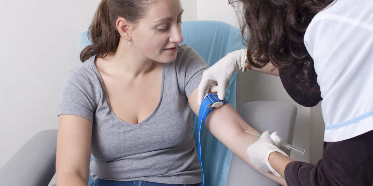 Blood Test Achieves 93% Accuracy for Ovarian Cancer Detection
