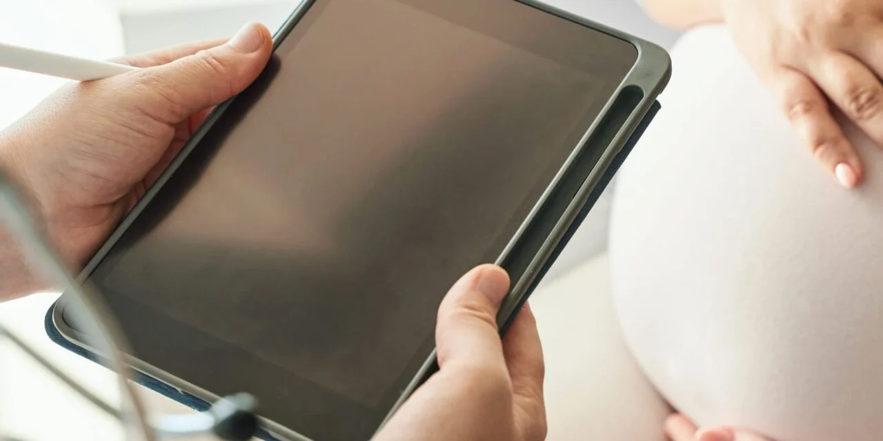 BillionToOne Partners with Epic to Integrate Prenatal, Oncology Tests into EHR