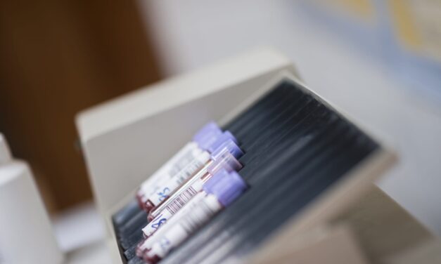 FDA Clears Alzheimer’s Blood Test for Adults as Young as 40